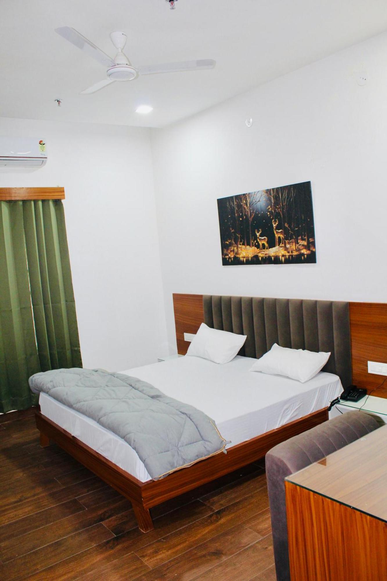 The Loya Hotel Muktsar Exteriér fotografie